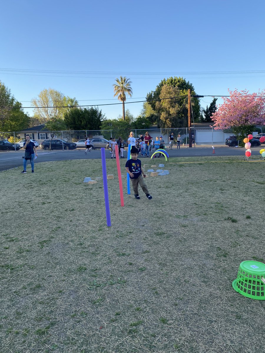 DriveCharter's tweet photo. What a great turn out for our Family Fitness Night! It was wonderful welcoming our families back on campus and getting some exercise while we were at it! #rdcs #weareriverside #LDNESchools https://t.co/H1iuVeNC0r