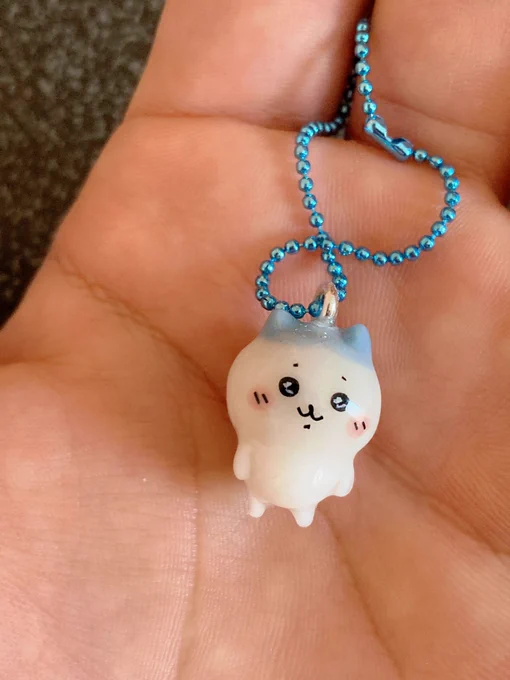 久しぶりのプレゼント企画!3名の方にちいかわハチワレウサギの一体をプレゼントします!詳細は下の画像にて!RTとかは要らないよ! 