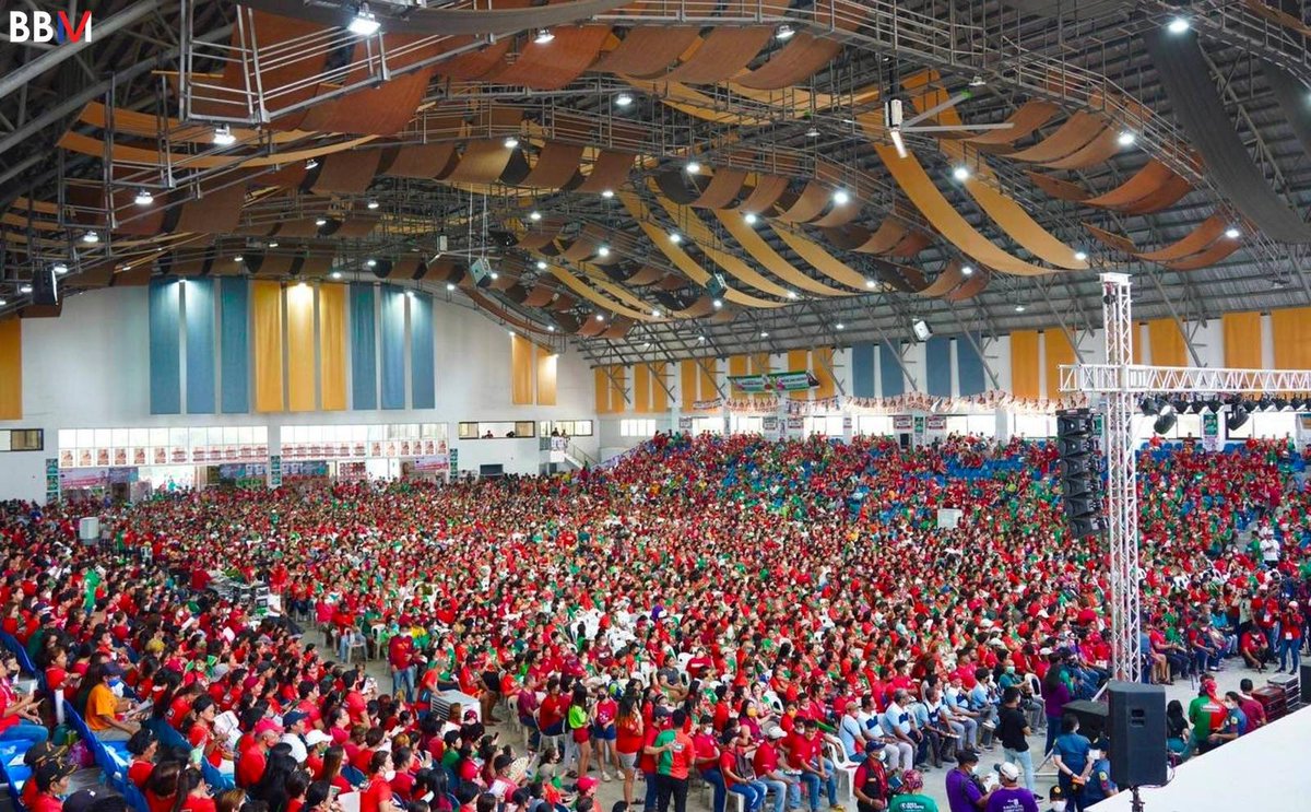 bongbongmarcos's tweet photo. Punong-puno ng kasiyahan ang puso namin ni Mayor Inday Sara at ng Uniteam dahil sa napakainit na pagsalubong ninyo, Tiaong!

Ang aming hangarin na pagkaisahin ang buong bansa ay abot-kamay na dahil sa inyong pananalig at pakikiisa sa aming alyansa. Maraming salamat po! https://t.co/H34XQbhTKc