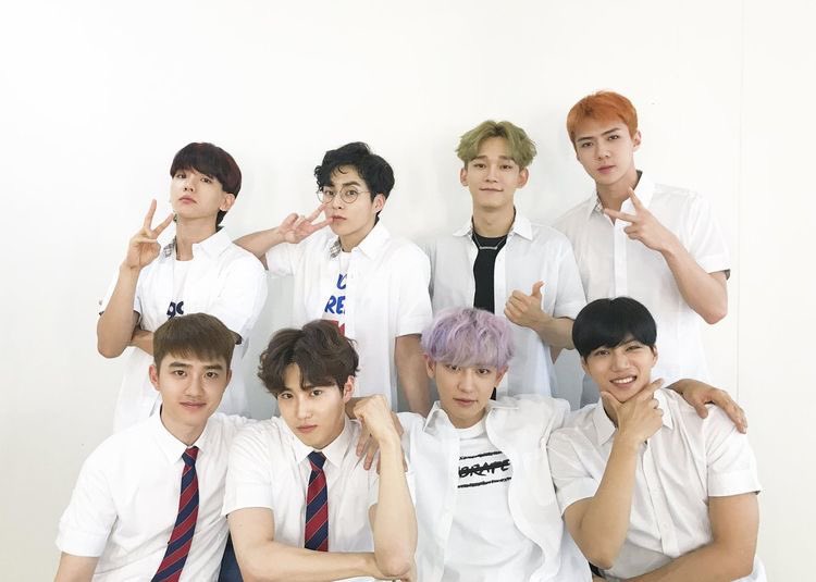 alterrchan's tweet photo. exo as type of high-school classmate 

a thread— https://t.co/Ya9V7C3pf9