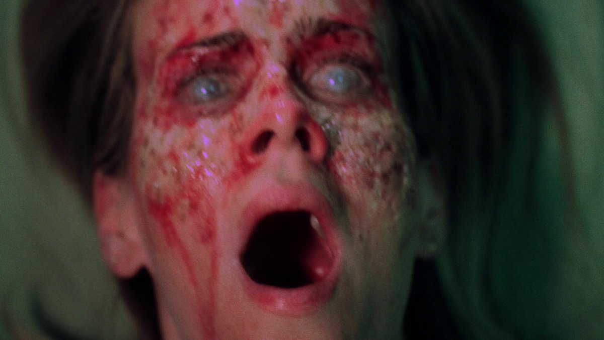 ahscenes's tweet photo. S03E05 | #AHSCoven https://t.co/HppwyjQ3uo