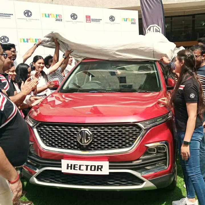 tra298's tweet photo. Historic day at Navrachana University Vadodara! MG Motor @Nurture hands over brand new Hector for eng n sicence education! Hector will be a LABORATORY where students will connect theory and its application! Huge thanks to MG Motor fr this win win initiative ! https://t.co/L8R0yBPrZ2
