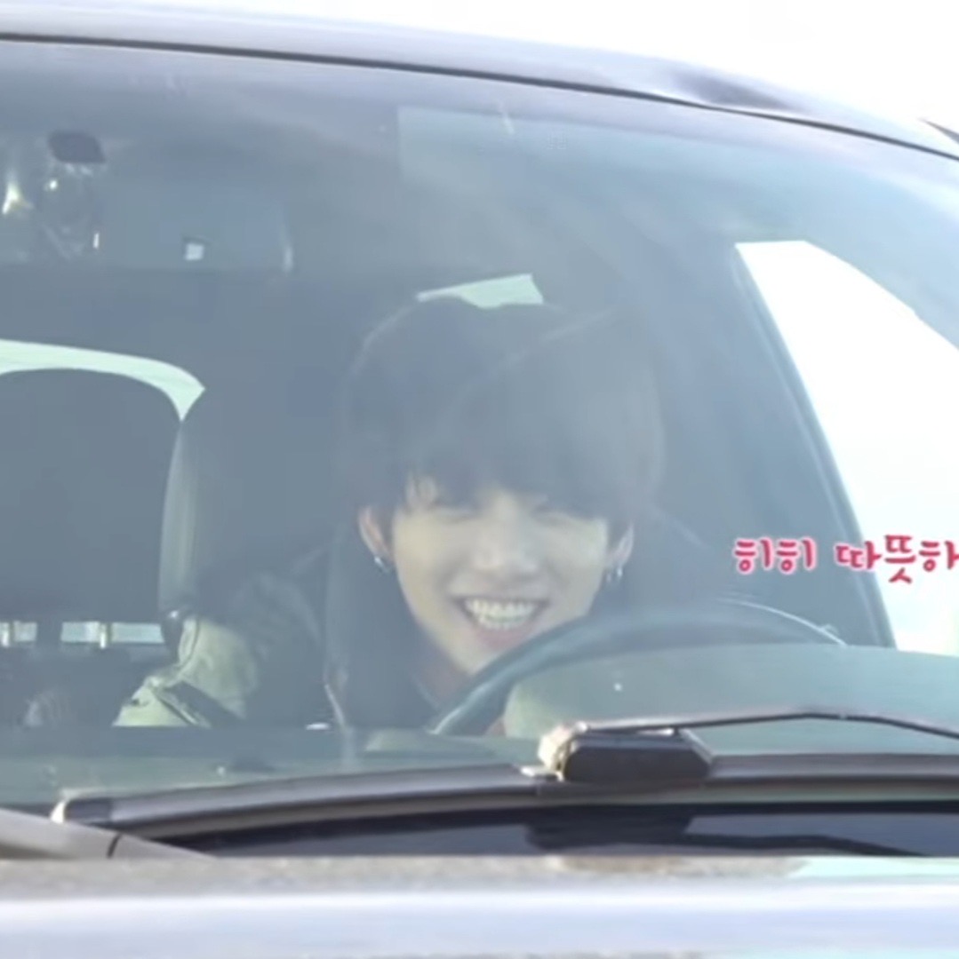 hourly googie (@hourlygoogie) on Twitter photo 