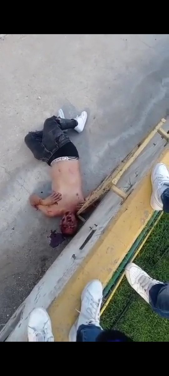 CONEJITABCA's tweet photo. #MexicoSinMundial QUERETARO NO SE OLVIDA. POR EL DOLOR DE SUS FAMILAS. https://t.co/md0QgM5X89