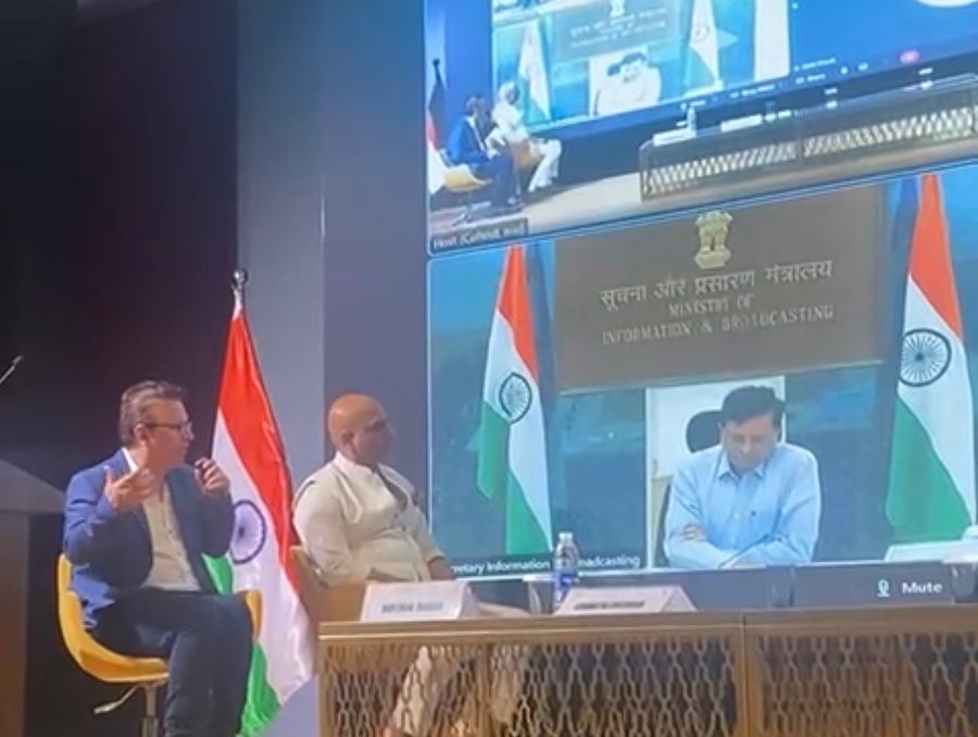 Roshan Abbas (@roshanabbas) on Twitter photo Launch of the One window clearance framework by <a href="/apurvaIAS/">Apurva Chandra</a> secretary I&B at <a href="/IndiaExpo2020/">India at Expo 2020</a> <a href="/ficci_india/">FICCI</a> for <a href="/eemaindia/">EEMA India</a> Launch of the One window clearance framework by <a href="/apurvaIAS/">Apurva Chandra</a> secretary I&B at <a href="/IndiaExpo2020/">India at Expo 2020</a> <a href="/ficci_india/">FICCI</a> for <a href="/eemaindia/">EEMA India</a>