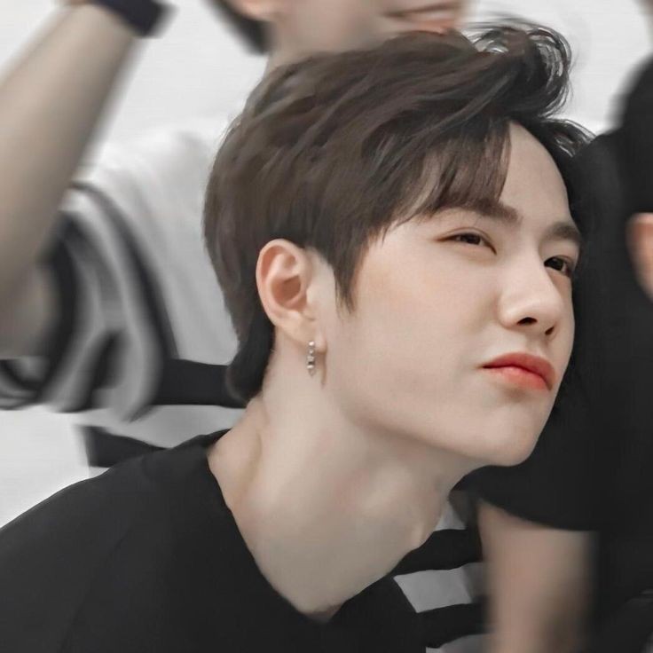 moonlightja3's tweet photo. พักหวีดมุเร้กแปป หล่อมากมายแงงง https://t.co/eT12y2OBcS