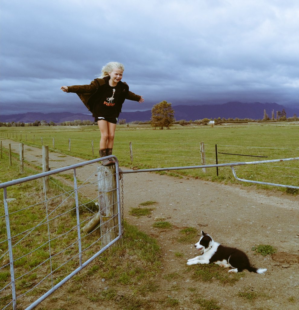 duck_willy's tweet photo. Shit it's windy out there team, afternoon jobs with Taylor & Reef lead big hair 🤩 all the moisture seems to be blowing right round us 😯 #teamboof #flyingkid https://t.co/yToRavfMur