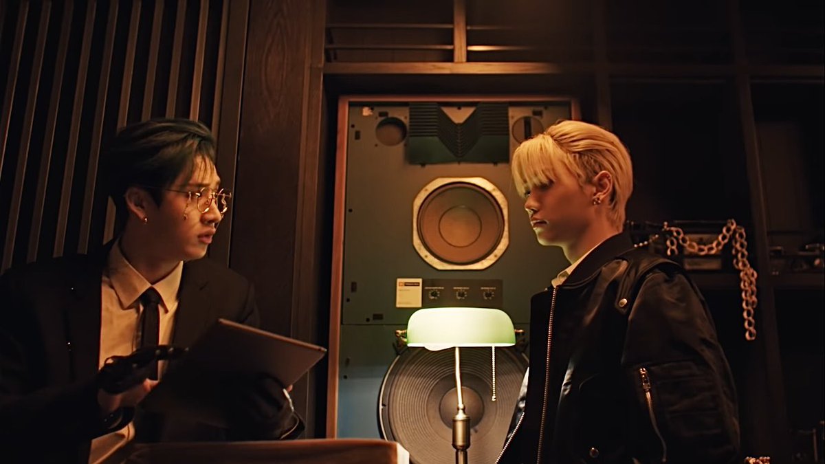 Charmer stray. Ordinary stray. Stray kids maniac обложка. Группа stray kids маниак. Stray kids oddinary album.