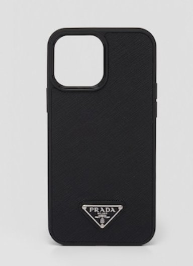 de_recycle's tweet photo. プラダ PRADA iPhone13 Pro アイフォンケース  (中古品)

・8 x 15 x 2 cm
(幅 x 高さ x マチ)

素材：レザー

目立たない傷有り

販売価格¥15,000円

#スマホカバー #アイフォンケース
#香水 #財布 #長財布 #PRADA #プラダ #mcm #mcmbag  #グッチ #バレンシアガ #BURBERRY #FENDI #GUCCI https://t.co/6iYvQhmb7h