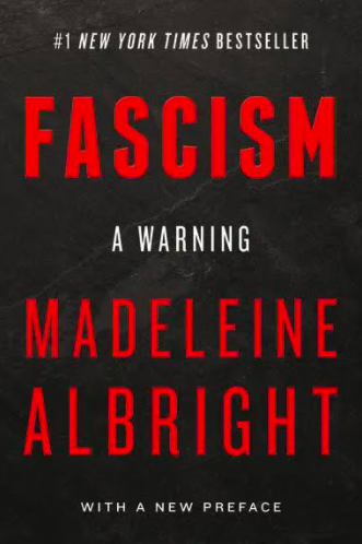 VictorChoraMx's tweet photo. 1/Murió Madeleine Albright, primera mujer Sria. de Estado de 🇺🇸. Publicó un libro donde advertía los peligros de un <nuevo fascismo> encarnado por varios líderes mundiales entre ellos Donald Trump. En el contexto que vivimos, vale la pena recordar algunas de sus ideas. Abro hilo https://t.co/1hdHptQsB0
