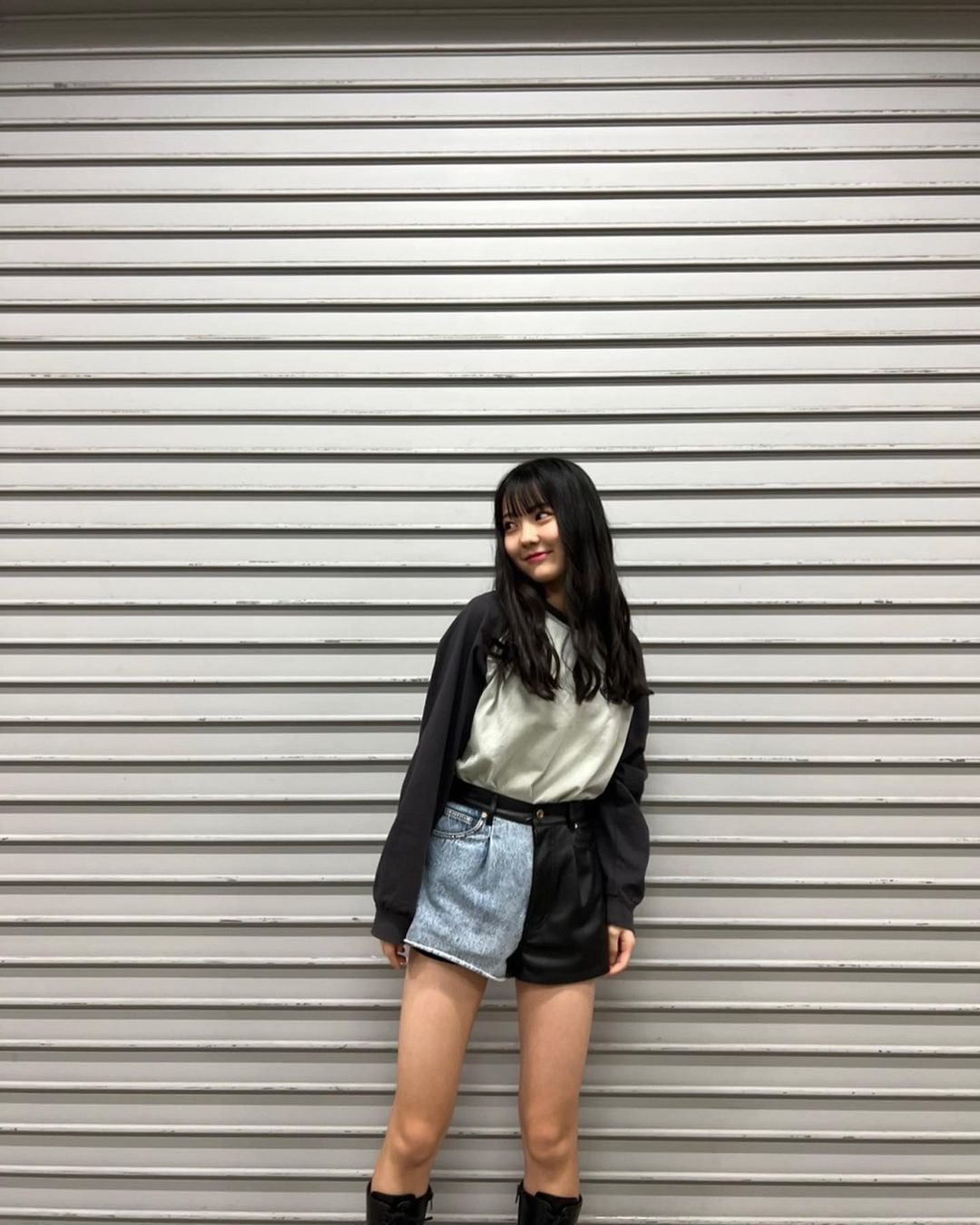 黒虎　Girls2　菱田未渚美　チェキ Amazon.co.jp: Girls2 菱田未渚美 チェキ : Toys & Games