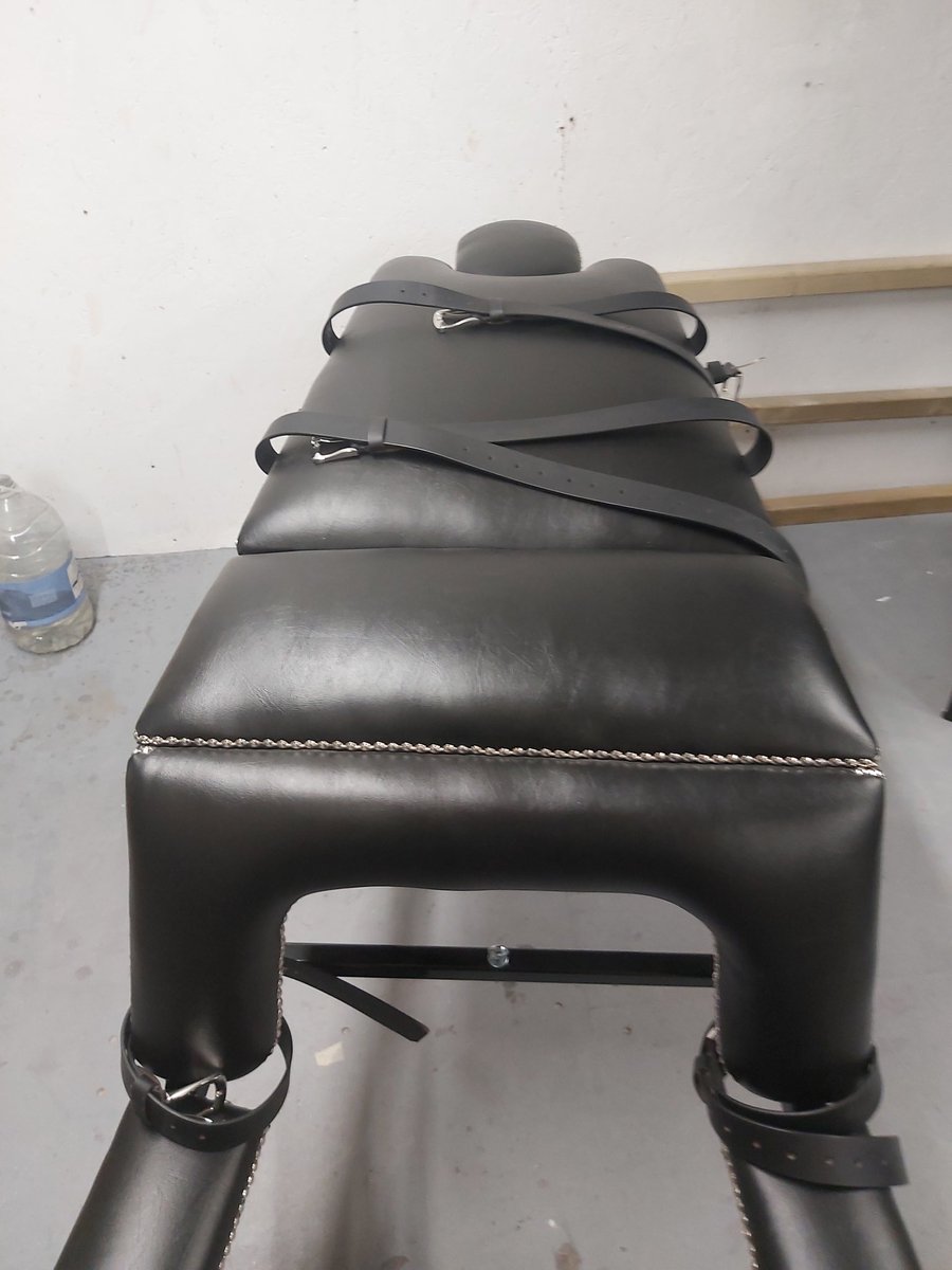 ExcelMiv's tweet photo. Special offer on this one, rrp £850. Fully adjustable metal whipping bench with adjustable and removable leg stirrups, i have delivery's on the 26th march over the UK, may be able to offer free delivery on this date. £650. Sorry no offers. Please message  07875375869. Many thanks https://t.co/wbkRezsuGE