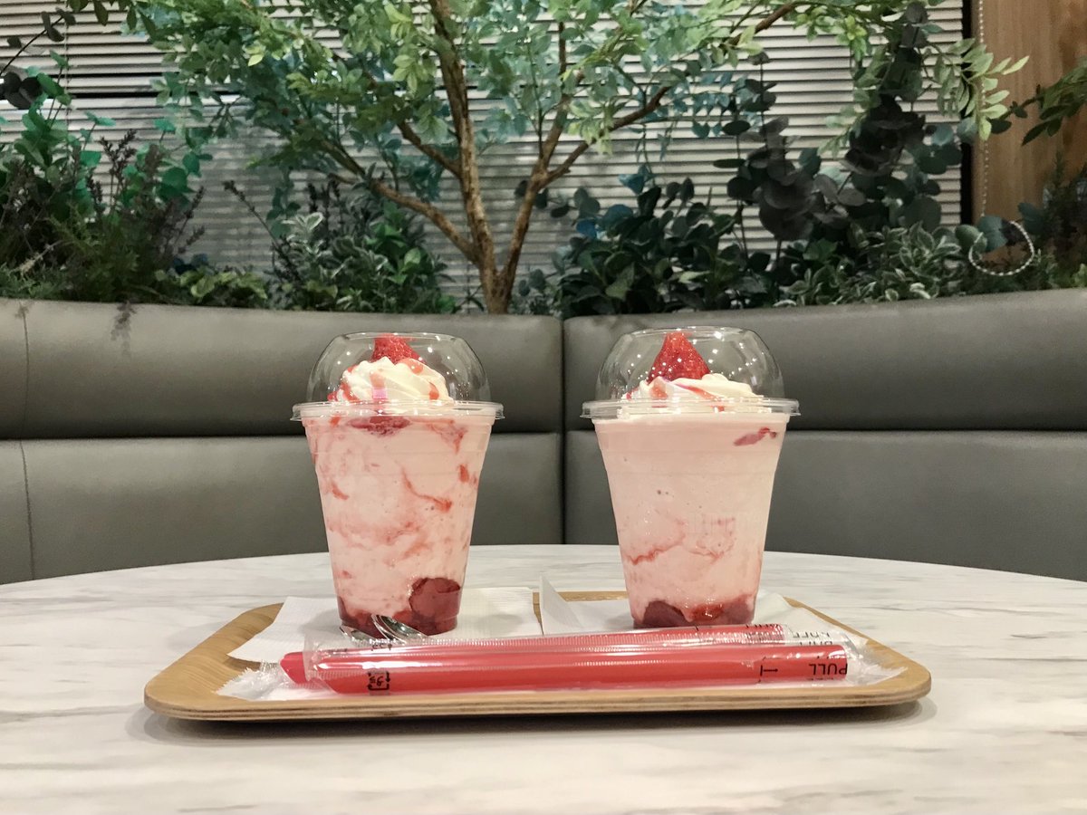 MayaW_S2_'s tweet photo. 友達と緑🌿溢れるドトールキッチンへ😊
今年初めてのイチゴでした🍓
#peace
#doutorkitchen
#decorationstrawberry https://t.co/j2QSSYcerb