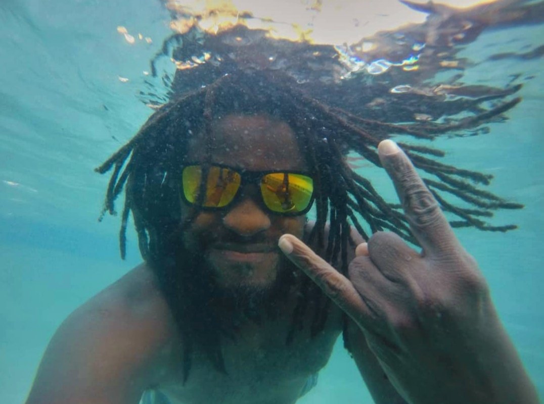 #Aquaman #dive #malawi #underwaterselfie #swimmingpool