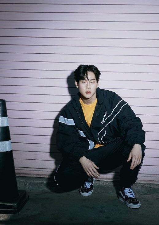 heonoftheday's tweet photo. jooheon x @BORNCHAMPS_KR https://t.co/XIAyGjMbFn