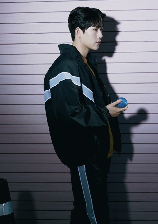 heonoftheday's tweet photo. jooheon x @BORNCHAMPS_KR https://t.co/XIAyGjMbFn