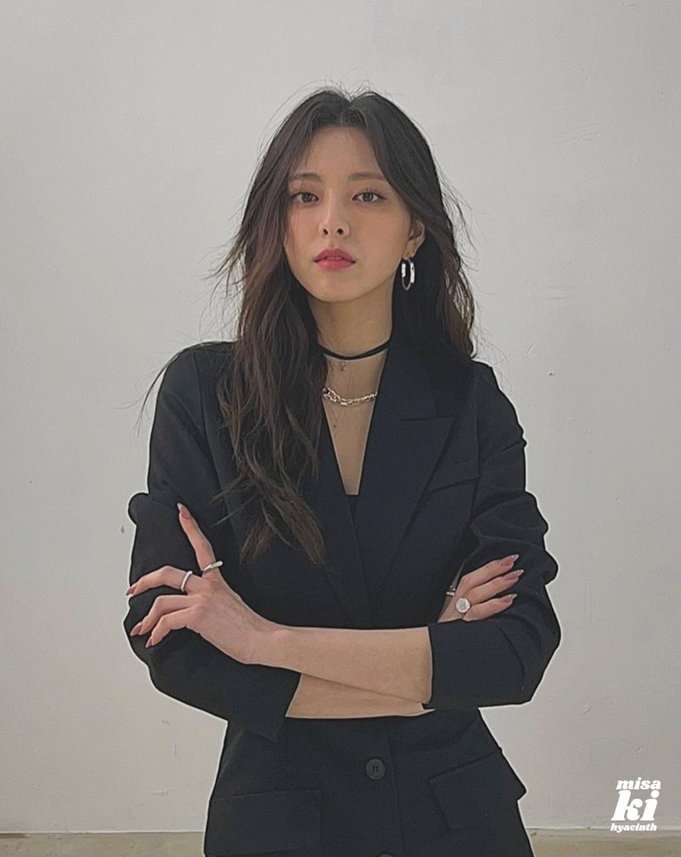 ً (@syniri) on Twitter photo 