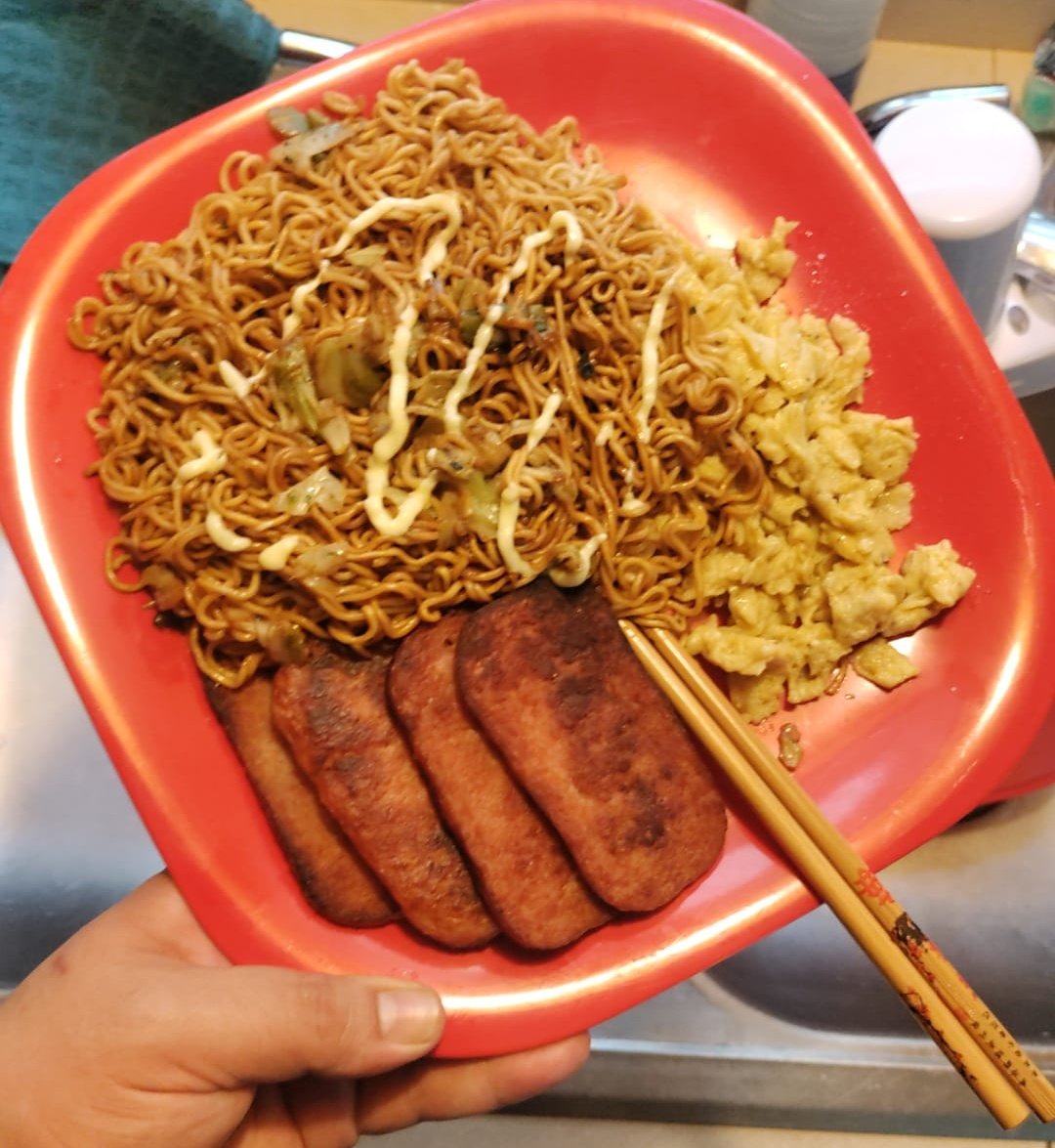 Gragg7Man's tweet image. A falta de ramen... estaban buenos en verdad.