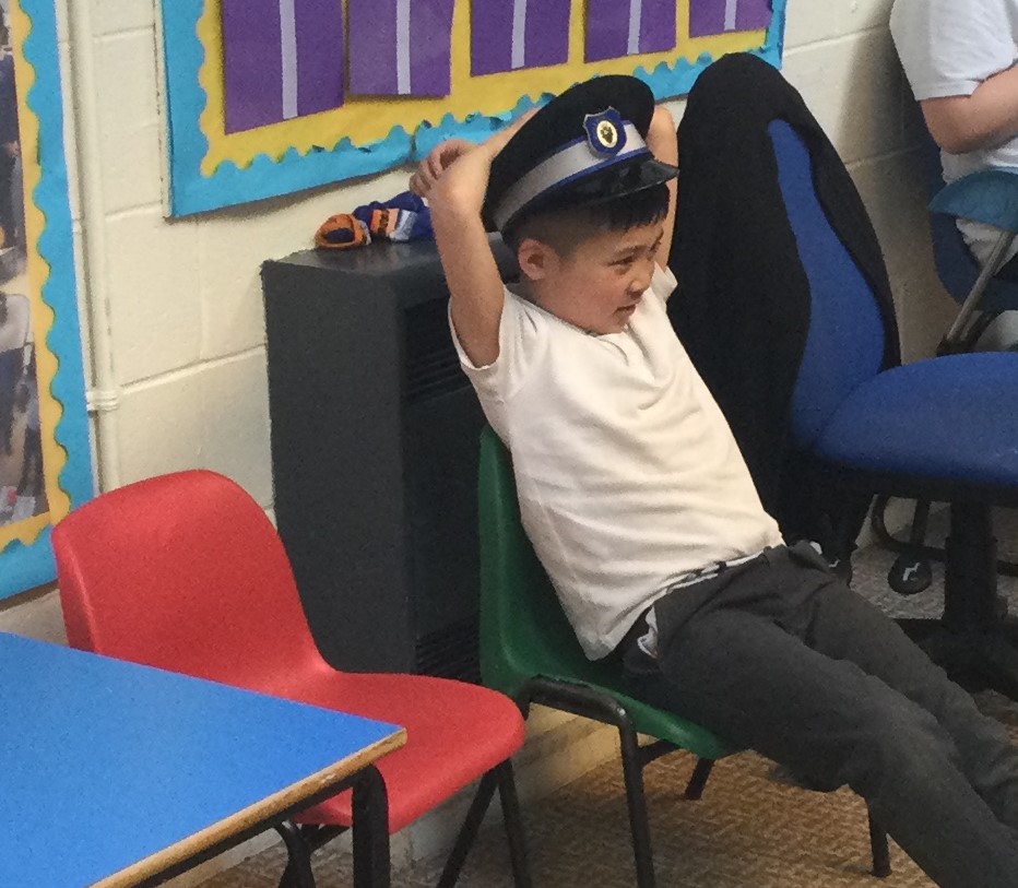 Reynalds Cross (@reynaldscross) on Twitter photo Thank you to <a href="/WMPolice/">West Midlands Police</a> for coming in on Wednesday to talk to 3 of our KS1 classes! Thank you to <a href="/WMPolice/">West Midlands Police</a> for coming in on Wednesday to talk to 3 of our KS1 classes!