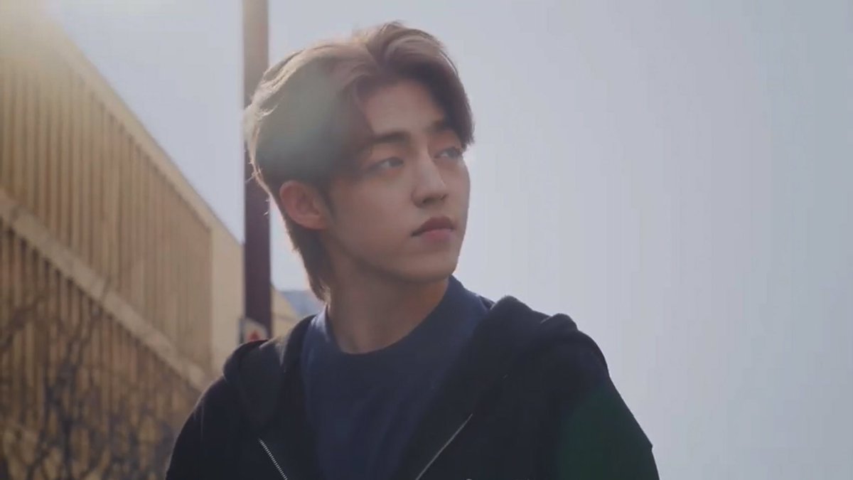 domcheol's tweet photo. seungcheol looks so good, i’m obsessed with his hair https://t.co/borO3YBt1U