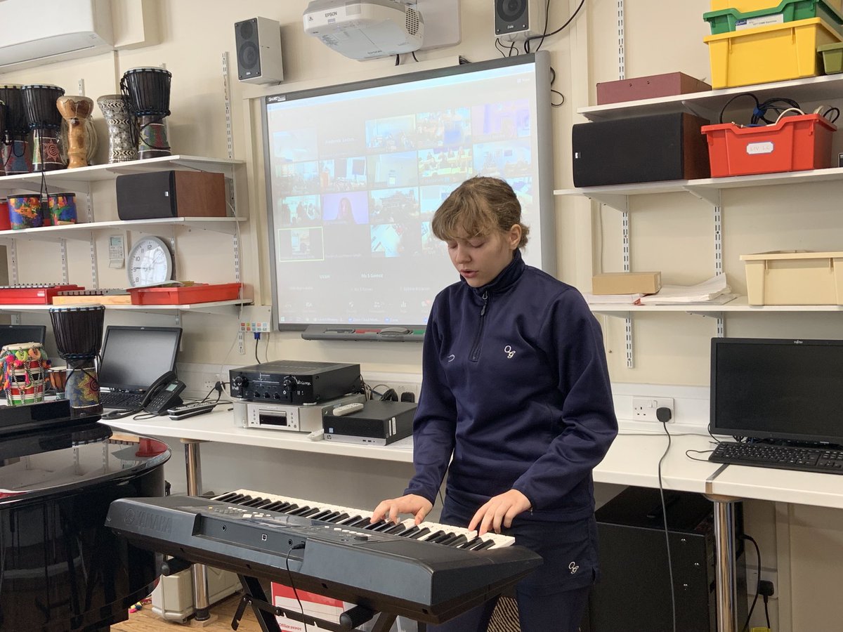 We enjoyed more excellent House Music performances this morning from Douglas and Spalding - and now we are looking forward to the House Song competition next Thursday! #QGMusic