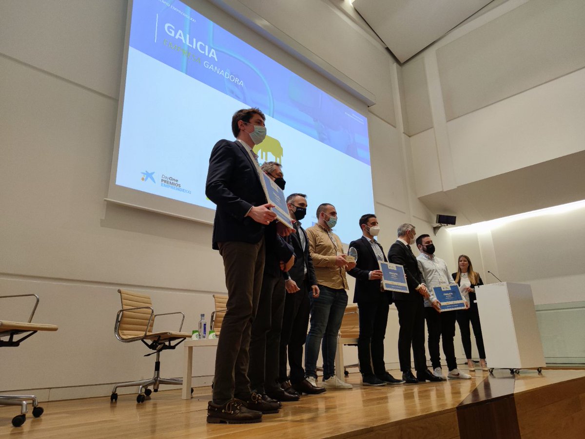 BFactoryFood's tweet photo. 👏Felicidades a 🐮#Innogando, empresa de la III Edición de la 🚀#BFood, que hoy se alzó con el 🏆Premio @EmprendeXXI_. La aceleradora también estuvo presente entre los finalistas, con 🛍️#Ghop, y el en jurado, con el responsable de BFFood Javier Osuna⬇️
https://t.co/OoRbx87hX9 https://t.co/kKCTpWAaYB