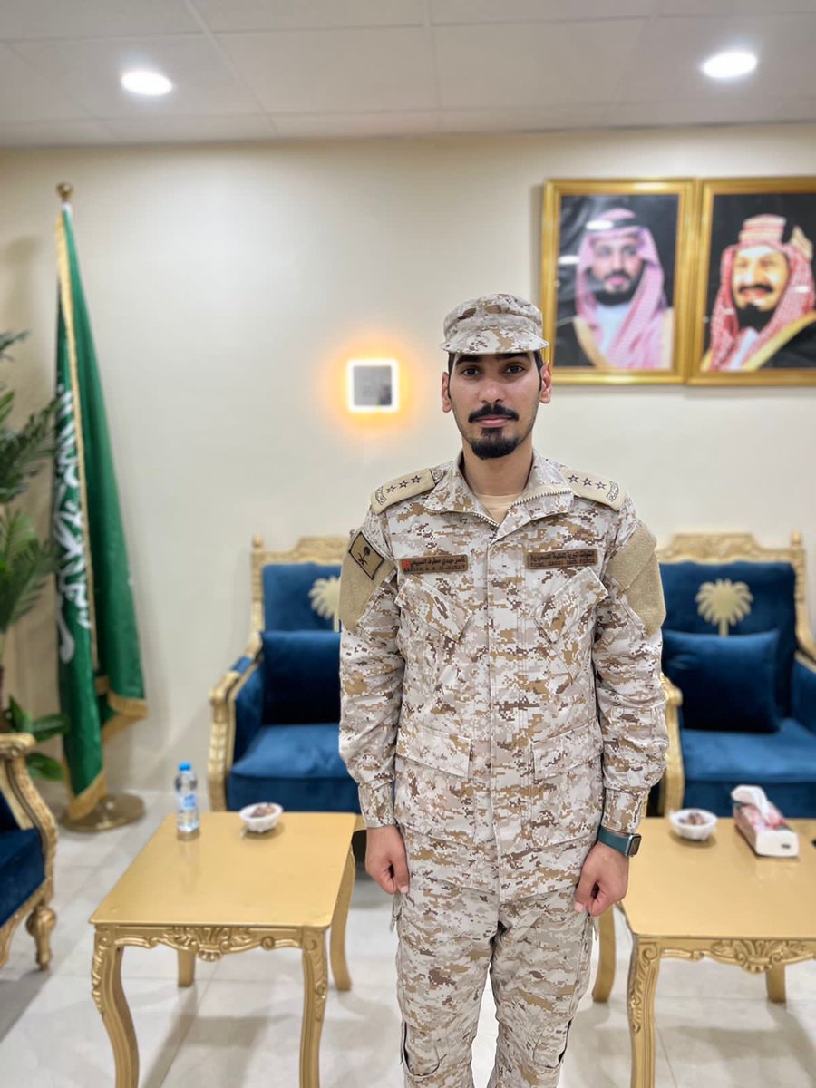 نبارك للإبن ناصر مهدي مطرف أل هيف الملحي السبيعي تقلده رتبتة نقيب  ونسأل الله له ولزملائه التوفيق وأن يحفظهم وينصرهم على جبهات القتال