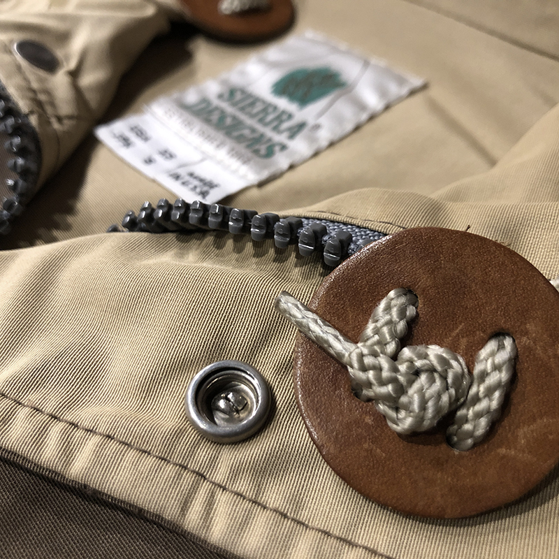 oldsjp's tweet photo. https://t.co/LbryGsRy3R

Sierra Designs 60/40 Mountain Parka Short Length Coyote Brown JPN/S Mint、カラー中明度のブラウン、タウンでも馴染みやすい一着です。

#sierradesigns #シエラデザインズ #mauntainparka #マウンテンパーカー #マウンパ #6040クロス #ロクヨンクロス #outdoor https://t.co/uU3QBPoMAm