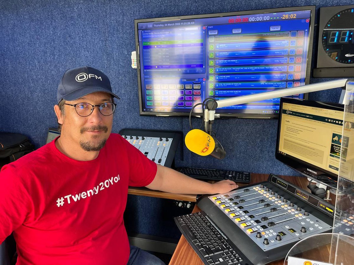 OFMNuus's tweet photo. The #OFMFanWall βAll O-ver Central SAβ road trip is visiting Klerksdorp! At Lunch is live from Battery Centre at the corner of Monica Avenue and Buffelsdoorn Road, until 15:00 today. Have your OFM Fan Wall photo taken and you stand a chance to win the R1000 spot prize. https://t.co/0CUGDiXOlg