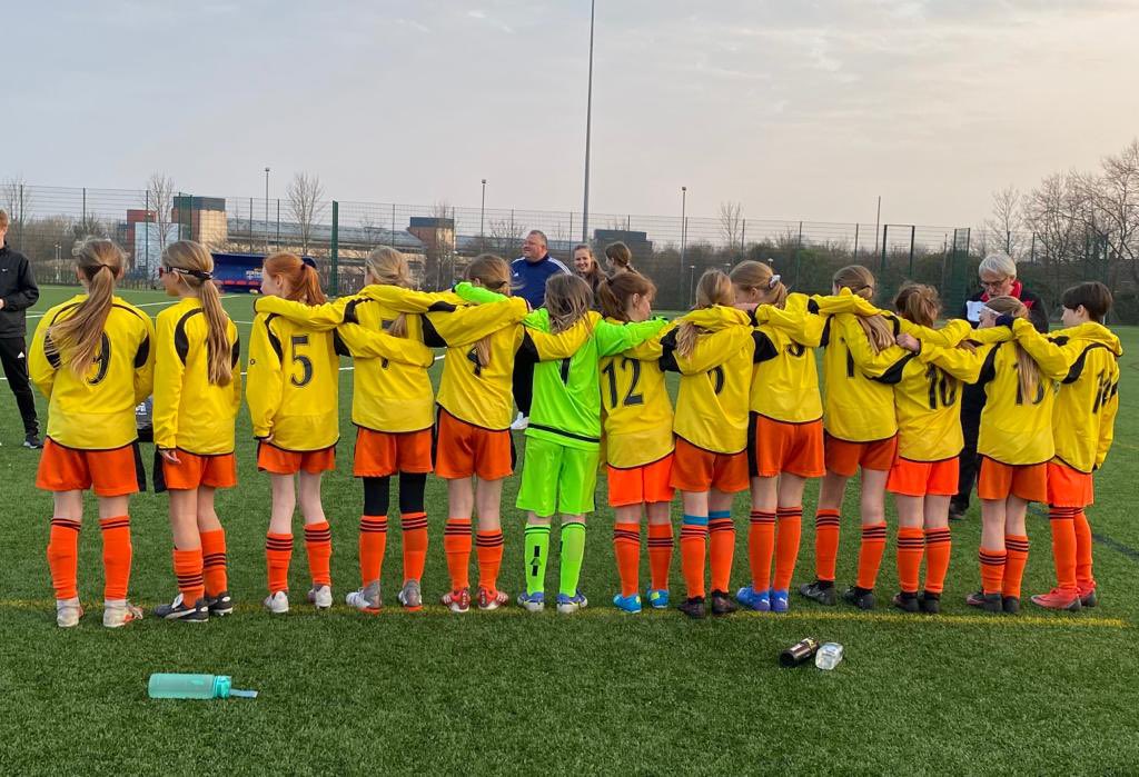 North Tyneside girls won the Northumberland Schools FA Girls’ Under 11s MNDA Cup Final last night!💛 So proud of Maggie & the girls 💛 @starseatweets @NLandSchoolsFA @NorthTynesidePE @philstead1988 @mndassoc