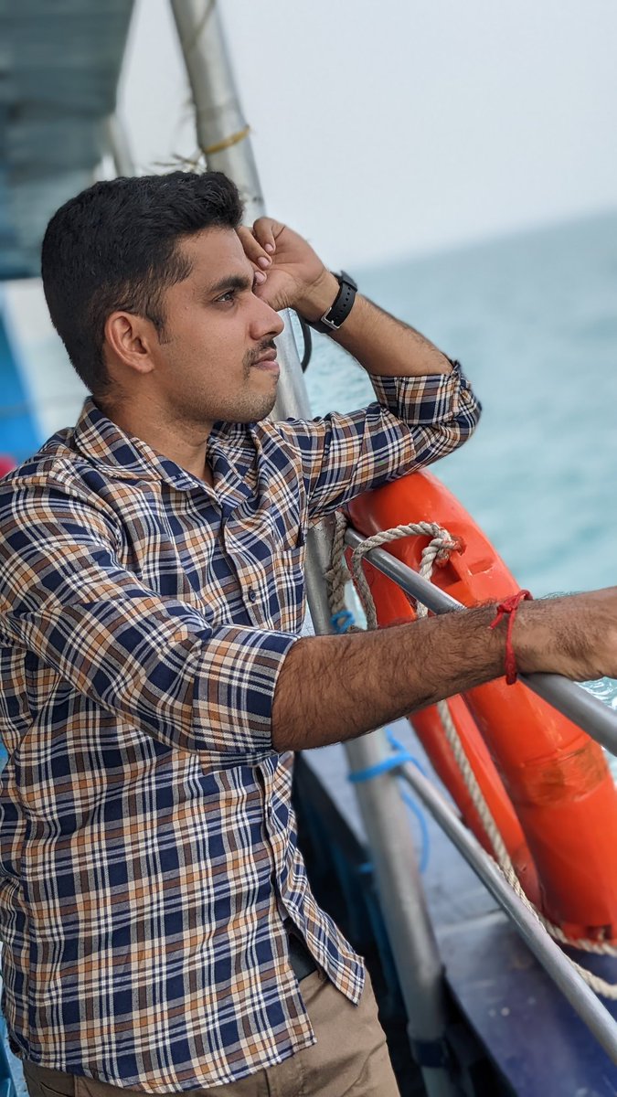 Selvakumar_Srs's tweet photo. Let’s just cruise and see where the waves go🌊 https://t.co/iP33pA6xsj