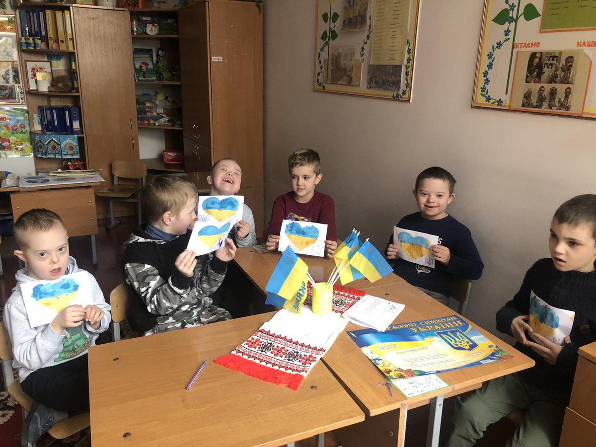 ivannavilk's tweet image. A lot of information is about #WarInUkraine2022 but I also write about #LifeInUkraine If you are interested in reading simple things about my country, plz subscribe and i'll subscribe you as well))
Son's school few days before war started😢
