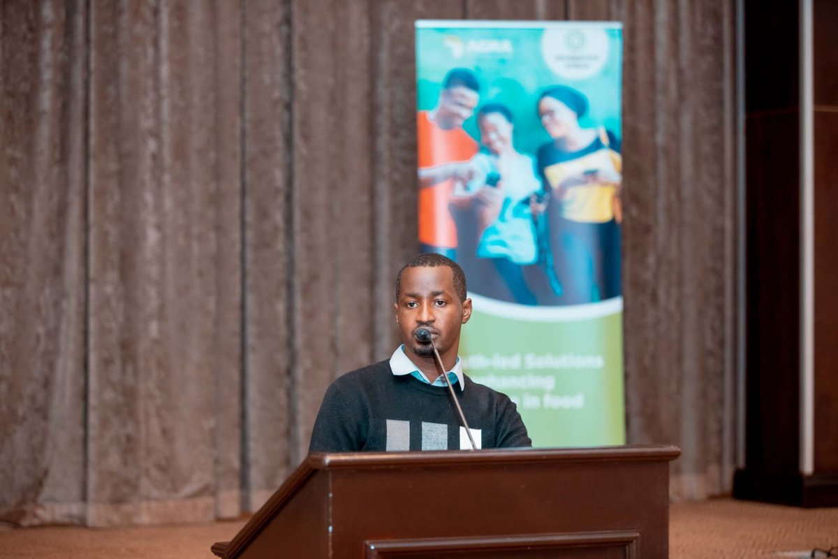 GoGettazAfrica's tweet photo. “If young people are not empowered, there is no future for the agriculture ecosystem. 
@YouthCultureRW is ready to support #AGRA and other partners to implement the engagement of youth in market-led agriculture". Jean Bosco, Ministry of Youth and Culture, #Rwanda #YDEF https://t.co/RFXHp7DamL