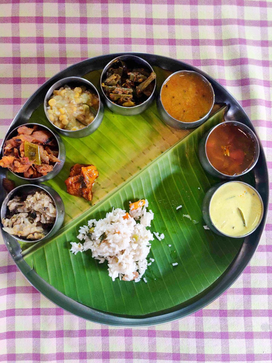 travelshoebum's tweet photo. The trip down South was mostly for the food : Culinary exploits in Chettinad at CGH Earth Visalam.
#MeAndCGHEarth #Visalam #CGHEarth
@CGH_Earth https://t.co/nCQ5ZkPQBb