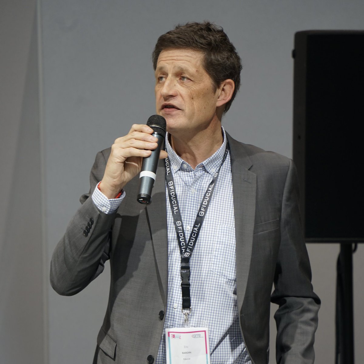 Comment élaborer son business plan ? 💪

Retour en images sur cette conférence qui présentait une méthodologie pertinente pour concevoir un business plan, convaincre son banquier et savoir analyser les composantes juridiques et sociales du projet.

Intervenants <a href="/Fiducial/">FIDUCIAL</a>