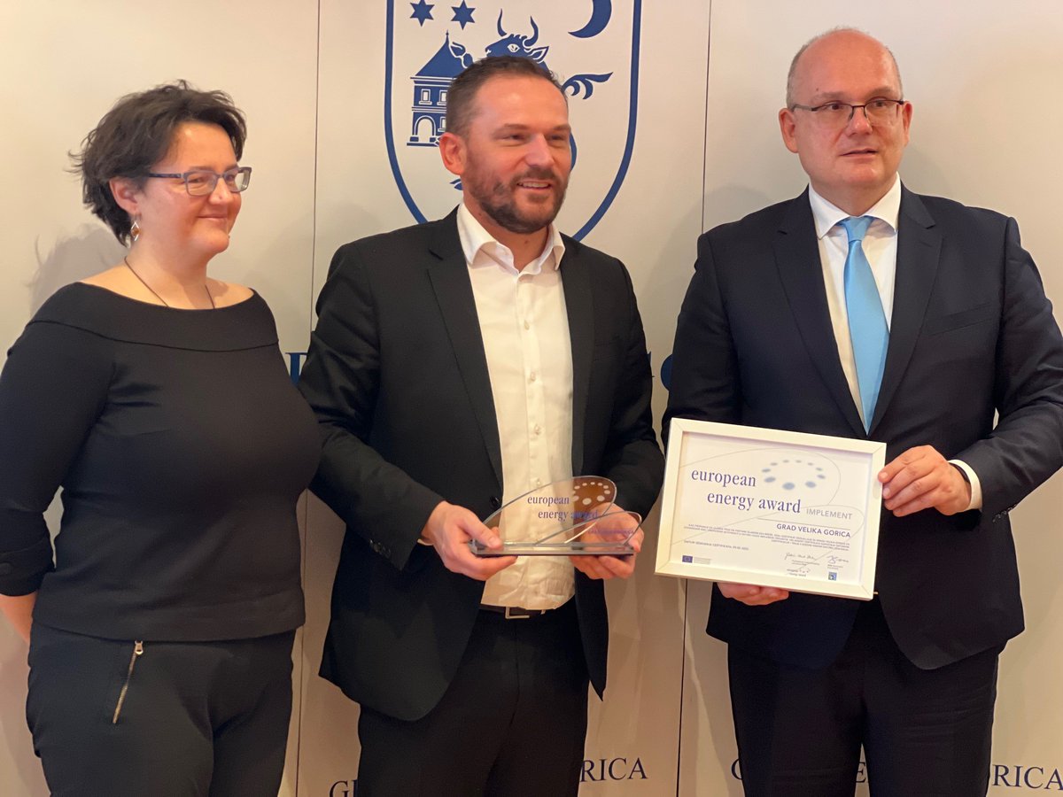 ImplementH2020's tweet image. "This motivation we have today will lead us to new successes so that our fellow citizens can feel the benefits because we have to think about the rights of the third generation, and to leave the world for them, at least, as we found it."- Mayor of City of Velika Gorica, Croatia.