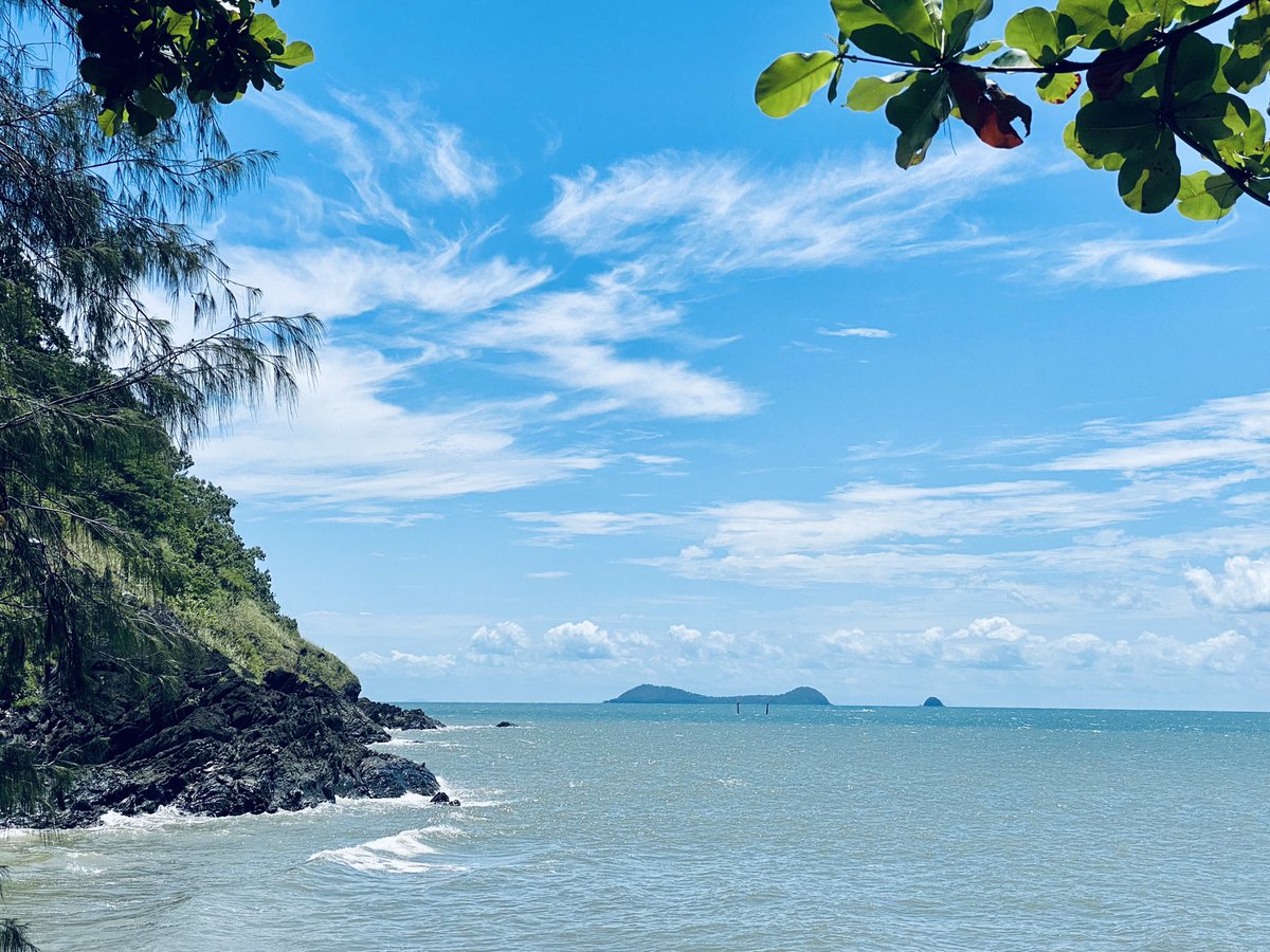 karen_yatesDr's tweet photo. Come to Cairns in September for the @MidwivesACM conference. I promise it will be much nicer  than today 😉 https://t.co/f7ygLLr1mv