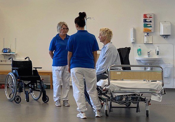 CSWahlin's tweet photo. Välkommen vårdpersonal att delta i en studie för att utveckla hur vi genomför riskbedömningar vid personförflyttningar i omvårdnad. Intressant för @vardforbundet @FacketKommunal @Akademikerna Det tar 60 minuter vid din dator. Dela gärna, tack🙏🏻Läs mer: https://t.co/pYDjX2ZjOd https://t.co/ttc4nOQD4i