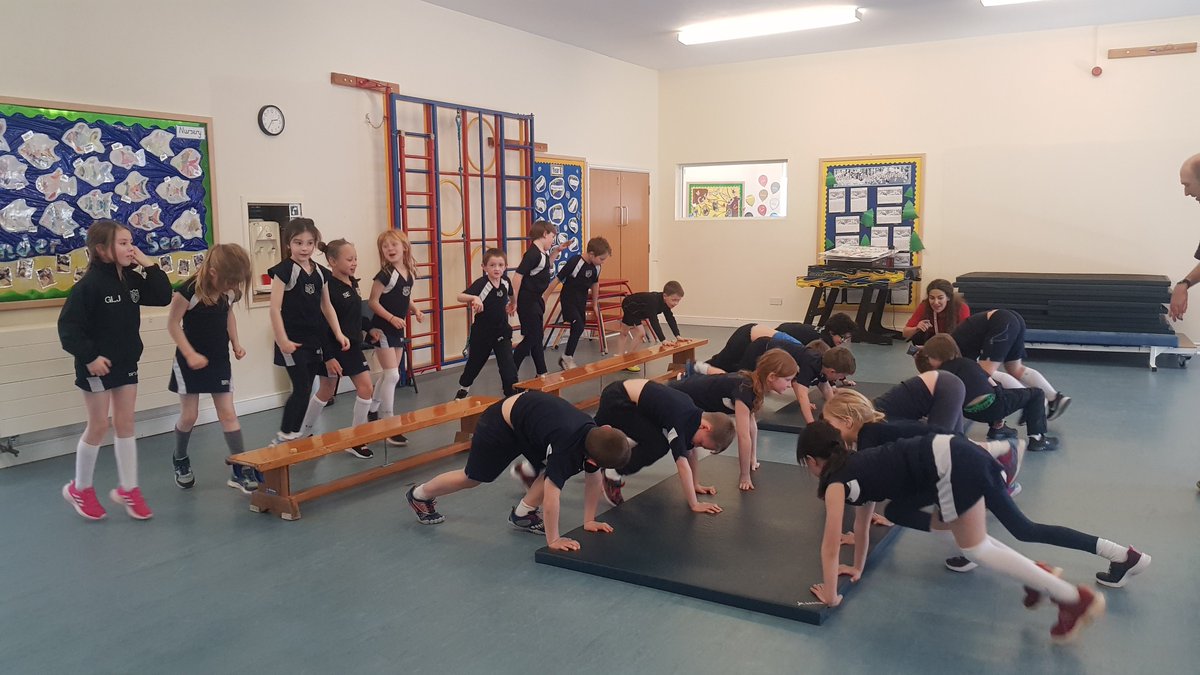 BrabynsPrep's tweet photo. We had a great day of sport yesterday, including a visit from Paralympic Athlete Michael Churm, who led a sponsored fitness circuit and spoke about his incredible journey to victory. #BPSSportsWeek #BPSEngage https://t.co/8qmaQt8QTy