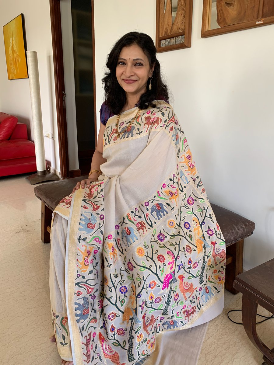 ManjulaOfficial's tweet photo. Saree is never out of style even after 5000 years of its existence.
I love sarees. Drop a ❤ if you love sarees.
#sarees #traditionalwear #ilovesarees #manjulaghattamaneni https://t.co/5960eacH7k