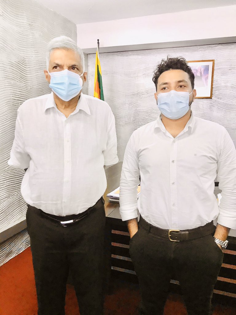 Ahmath_Sadique's tweet photo. Had an important meet up recently, with former prime minister of #Lk Hon.Ranil Wickramasingha,one of the greatest policy maker in Sri Lanka’s political history.

Sir @RW_UNP I wish a Happy birthday and a healthy life for you.

#Ranilwickramasingha #AhmathSadique #YouthParliament https://t.co/6NuqPYTgna