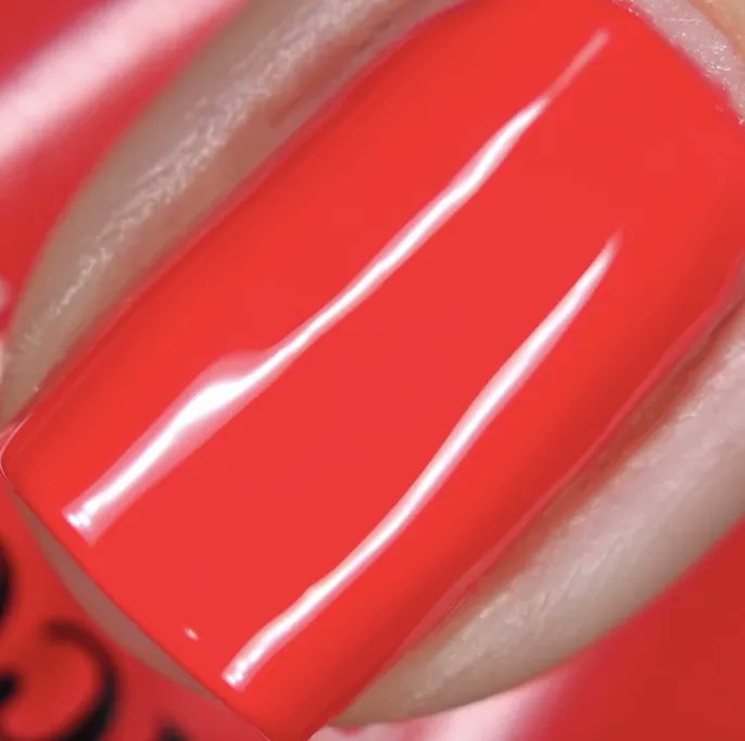 npdirect's tweet photo. From the New In Go With The Flow Collection by Cuccio. Shade 'Here &amp; Now!' ❤️

Swatched by @pamperedpolishes

Shop now on Nail Polish Direct from just £4.95 with Free UK Delivery ❤️ #cuccio #nails #gel #longnails #shortnails #naturalnails #gelpolish #gelnails #gelmanicure https://t.co/f6Hk1izWgt