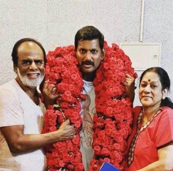 Entering the next term as the #GeneralSecretary of #NadigarSangam with the blessings of my ever loving parents.

#PandavarAni 
#NadigarSangam
#TruthAlwaysTriumphs
#HardworkNeverFails
#TowardsOurDream