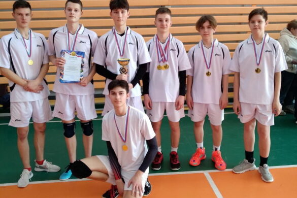 В Ивановском районе подвели итоги районных соревнований по волейболу среди школьников 
vlast.io/v-ivanovskom-r…
vlast.io/wp-content/upl…