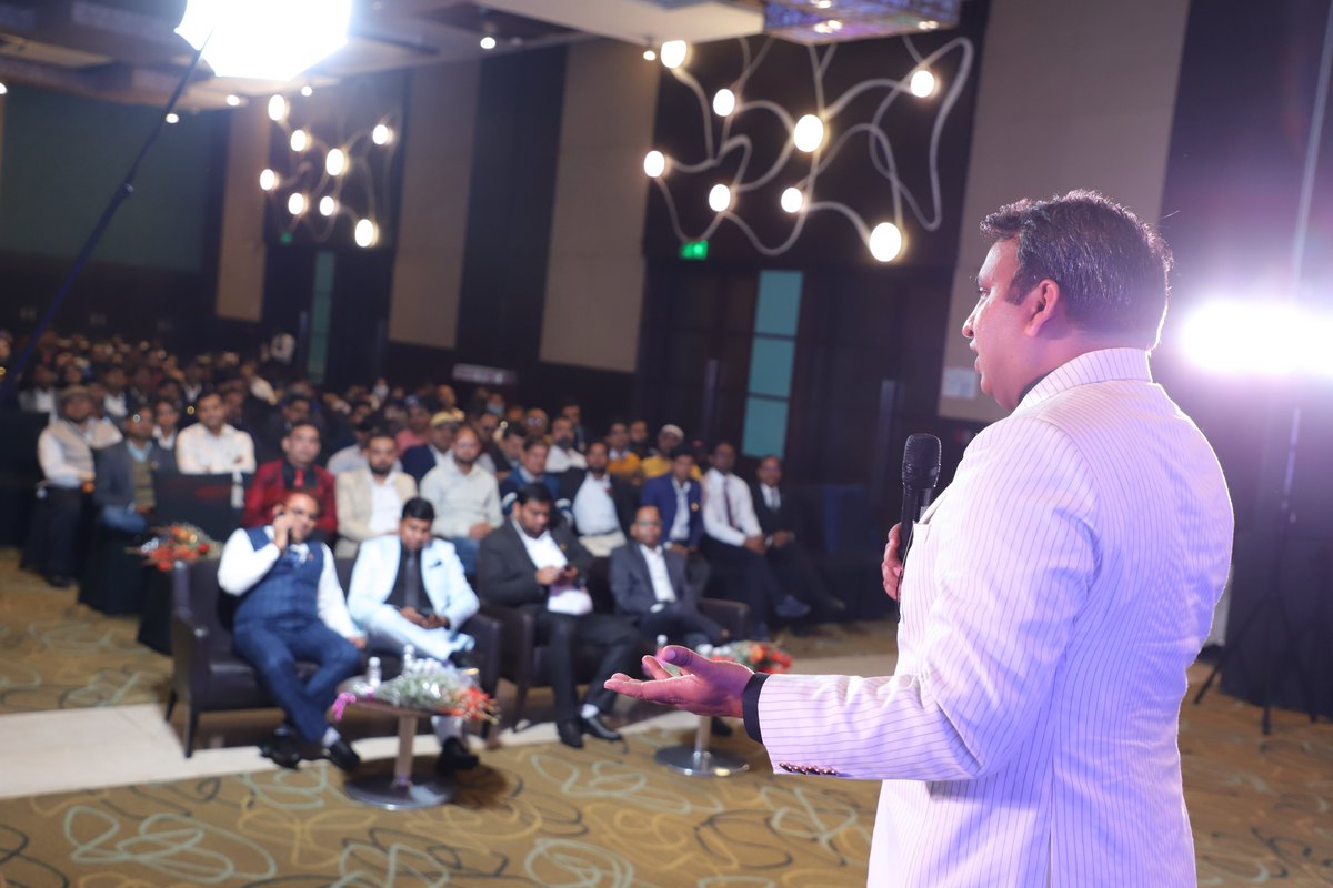 Dhanucoin's tweet photo. Did you say you missed the BAAP Network Launch Event?
No reasons to fret!
Take a gander at the highlights of the event here!
#baapnetwork #2xreturns #baapnetworklaunchevent https://t.co/DH4HQ66COL