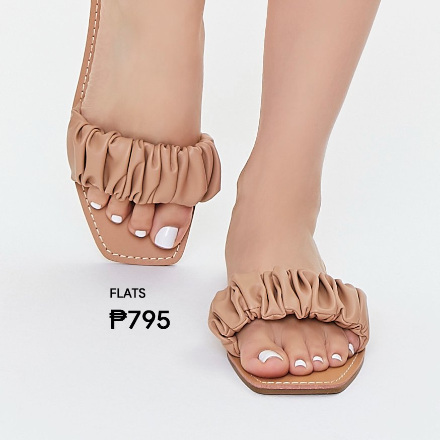 Forever21ph's tweet photo. ๐๐๐ผ๐๐ ๐ผ๐๐ ๐ฝ๐ผ๐พ๐!
New styles added for your go to everyday sandals starts at P795 available in stores and online.
#F21ph #F21Philippines https://t.co/MfH7NM0tI3