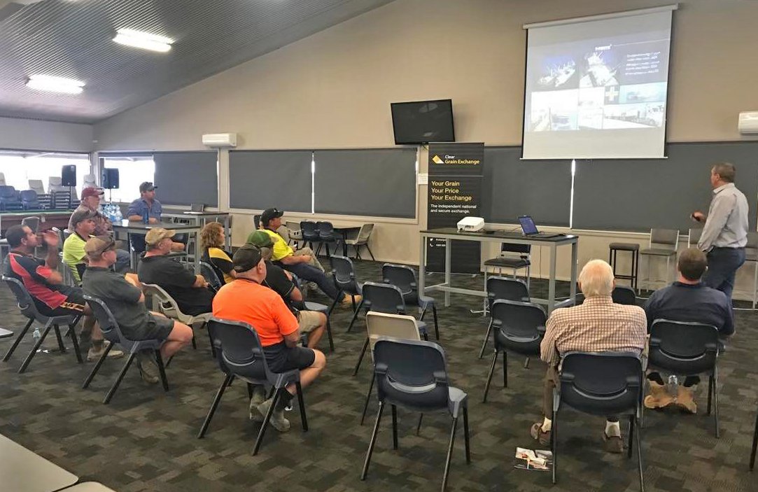 TPortsAus's tweet photo. Thank you to growers across the Eyre Peninsula who joined us at our grower meetings this week. We had some great discussions and we're looking forward to continuing to partner with you. #epag #ausag @ClearGrain @Flexi_Grain https://t.co/kXaIbCDFTJ