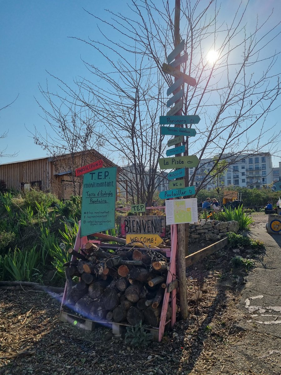 KStrmsnik's tweet photo. Discovering best comunity garden practices in Paris on our way to @URBACT Transfer Network meeting! #URBACTfood #Beepathnet @BeePathNet https://t.co/goW8bFrbo2