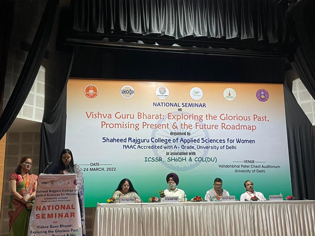 SRCASW_Council's tweet photo. Day 2 of National Seminar
Talk Session-Economy, Sustainability &amp; Indian Philosophy. Session chaired by Dr Jaswinder Singh- Principal, SGTBKC @UnivofDelhi Speakers- Mr. G.K. Agarwal- CA, Author;Prof. Dinesh Mohan- School of ENV. Science,JNU
#nationalseminarsrcasw #vishvagurubharat https://t.co/7ErIKsHDSp