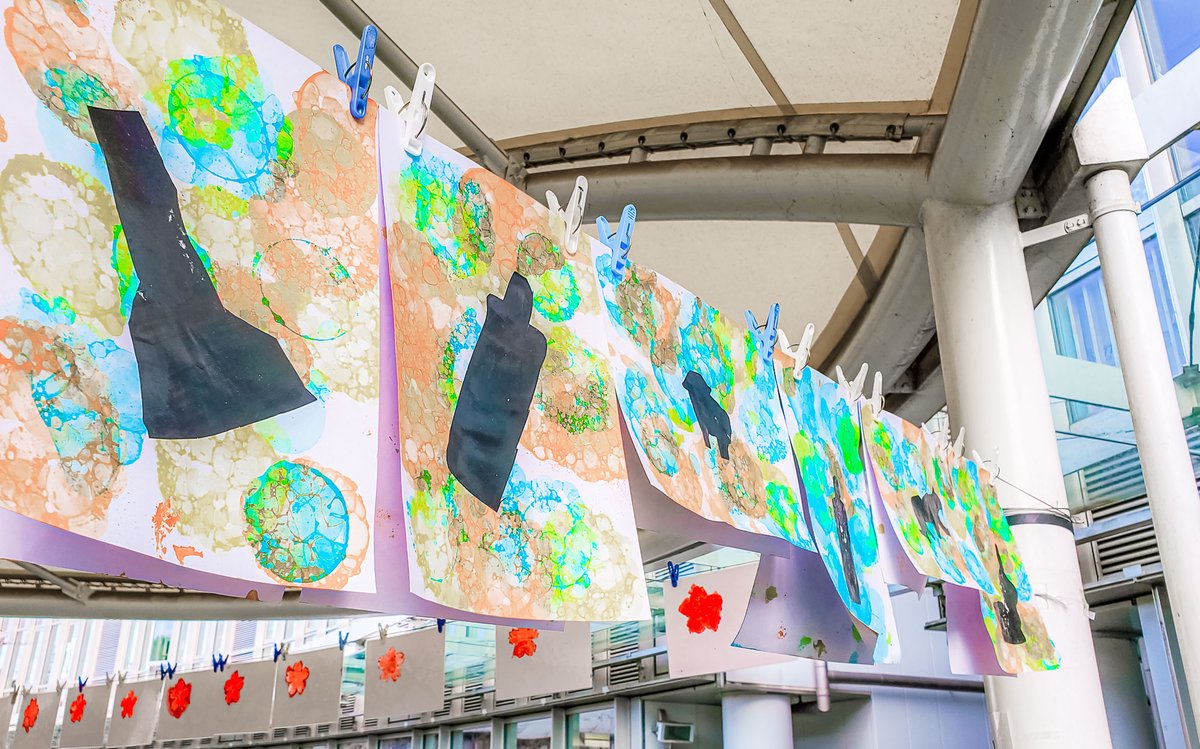 lfitokyo's tweet photo. #GRANDELESSIVE DE #PRINTEMPS EN #MATERNELLE
Après une magnifique édition automnale, @LaGrandeLessive revient au #LFITokyo pour nous offrir une très belle exposition en maternelle.
#Félicitations à nos plus petits et à leurs #institutrices et #ASEM pour ces magnifiques travaux. https://t.co/n6edQZNEsZ